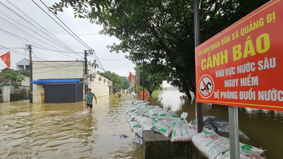 Le niveau de l'eau de la rivière Bui a monté, provoquant de graves inondations dans une commune de Hanoï pendant plusieurs jours.