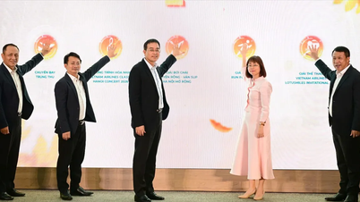 Vietnam Airlines invita a los viajeros a "Experimentar el otoño de Hanói" con los cinco sentidos.