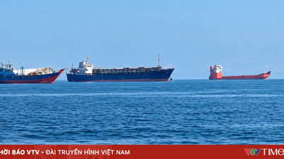 Lượng dầu qua eo biển Hormuz cao nhất 6 tháng