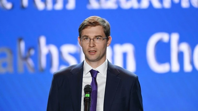 Empresario de origen ruso elegido presidente de la Federación Internacional de Ajedrez.
