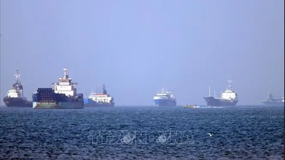 Tàu dầu liên tiếp bị tấn công ở Hormuz