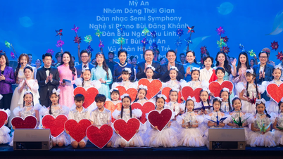นางเหงียน ถิ ฟอง เถา นักธุรกิจหญิง เข้าร่วมโครงการ "เชื่อมโยงด้วยความรัก" ของสมาคมสตรีเวียดนาม