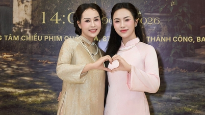 Dang Ngoc Anh, vincitrice del concorso di canto di Hanoi, è stata ripetutamente "respinta" dalla sua insegnante.