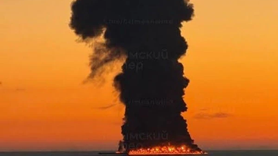 Un petrolier sub pavilion liberian a fost atacat în largul coastei Mării Negre.