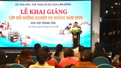 សិក្ខាកាមចំនួន ១០០ នាក់មកពីខេត្តឡឹមដុងទទួលបានការបណ្តុះបណ្តាលជំនាញវិជ្ជាជីវៈផ្នែកផ្ទះ។