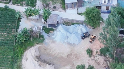 Aplicação de tecnologia para restaurar o meio ambiente e a paisagem após a extração de areia.