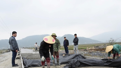 Commune-level public service centers: Addressing challenges at the grassroots level.