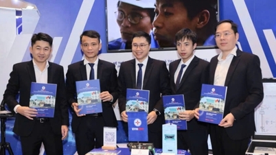 Kỹ sư Công ty Điện lực Huế làm chủ robot tự hành giám sát trạm biến áp