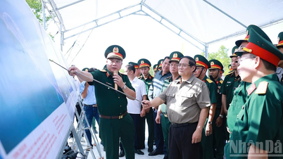 Thủ tướng Phạm Minh Chính khảo sát một số dự án hạ tầng trọng điểm tại Cà Mau
