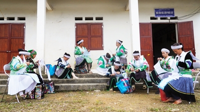 Tradycyjne piękno ludu Hmong w Phjac Cat - Cao Bang Online Newspaper