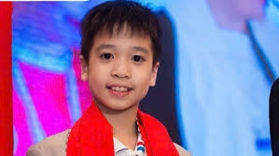 The 10-year-old boy won a world memory medal, reading at a speed of 3,000 words per minute.