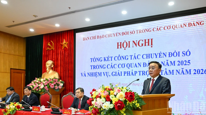 [Photo] The Standing Committee of the Party Central Committee presides over the Conference summarizing the digital transformation work in Party agencies in 2025.