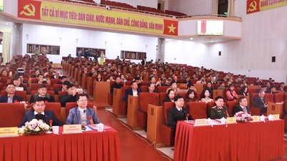 Lai Chau: Reconhecimento e homenagem a figuras exemplares e influentes entre as comunidades de minorias étnicas na província de Lai Chau, período de 2024-2025.
