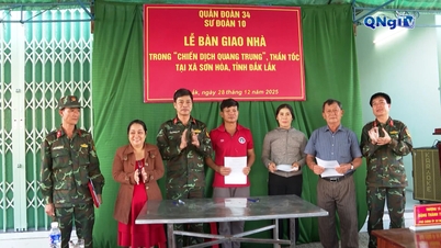 Übergabe der ersten 5 Häuser im Rahmen der "Quang Trung Kampagne" in Dak Lak.