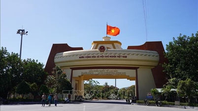 Lao Bao Economic and Trade Zone: Leveraging its role as a trade hub.