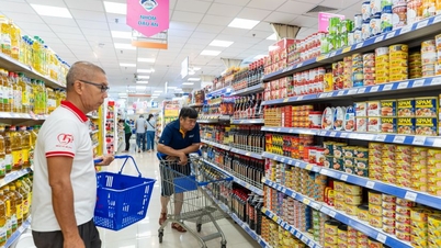 สินค้าสำหรับเทศกาลตรุษจีนราคาประหยัดกำลังเป็นที่นิยมในนครโฮจิมินห์