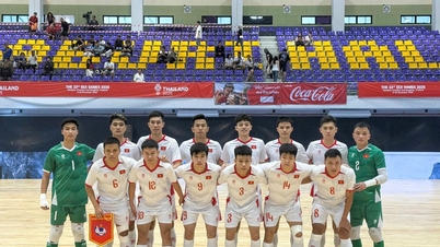 Der Kader der vietnamesischen Futsal-Nationalmannschaft, der sich auf die Asienmeisterschaft vorbereitet, umfasst viele neue Spieler.