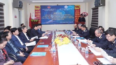 La Aduana de Thai Binh y la Asociación Empresarial Provincial celebraron una reunión para resumir sus esfuerzos de colaboración en apoyo a las empresas de importación y exportación.