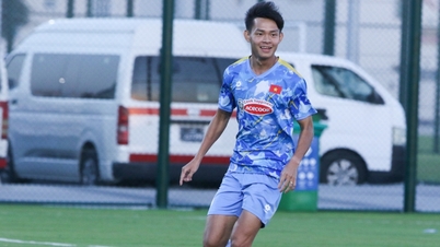ベトナムU23ストライカーが2026年アジア選手権に向けて非常に良いニュースを伝えた。