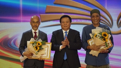 Tặng thưởng các tác phẩm lý luận, phê bình văn học, nghệ thuật năm nay đã có giải A