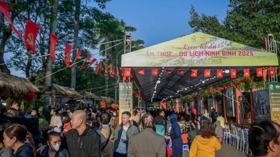 Spennende nudel- og phofestival 2025: Et attraktivt kulinarisk sted i Ninh Binh.