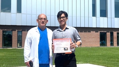 Au Nhat Huy hat sein Promotionsstudium an der Pham Ngoc Thach Universität für Medizin abgebrochen.