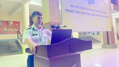 Lữ đoàn 125 (Vùng 2 Hải quân) tuyên truyền về biển, đảo cho hơn 2.500 sinh viên