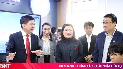 STEM 교실에서 창의력을 마음껏 발휘하도록 돕습니다.