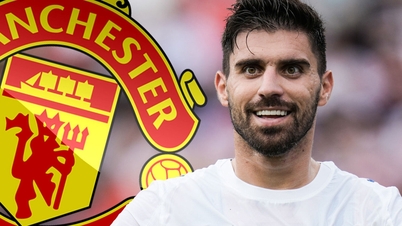 MU is negotiating to buy Ruben Neves for a ridiculously low price.