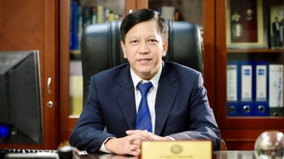 ธนาคารและธุรกิจจำนวน 9 แห่งได้ยื่นคำขอใบอนุญาตผลิตทองคำแท่ง