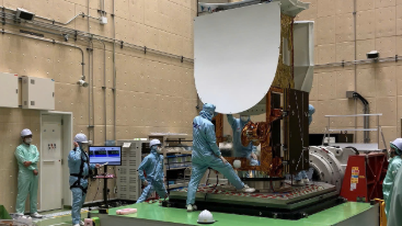 Vietnamesische Wissenschaftler entwickeln eine sich selbst entfaltende Antenne im Orbit und ebnen damit den Weg für mikrogroße SAR-Satelliten.