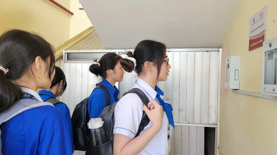 Schools in Ca Mau say no to phones, use facial recognition for attendance.