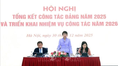 VNA (Vietnam Haber Ajansı), kapsamlı dijital dönüşümünü hızlandırarak, önde gelen resmi haber kaynağı rolünü teyit ediyor.