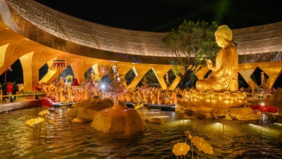 ภูเขาบาเดน ในจังหวัดเตย์นิงห์ ได้จัดพิธีอัญเชิญพระพุทธรูปโคนาคามนะประดิษฐาน
