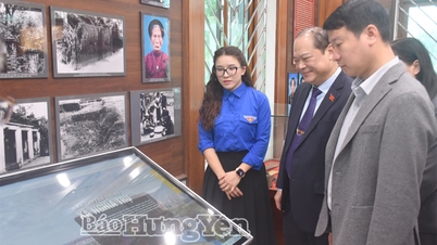 Inauguración del proyecto juvenil de digitalización de sitios históricos.