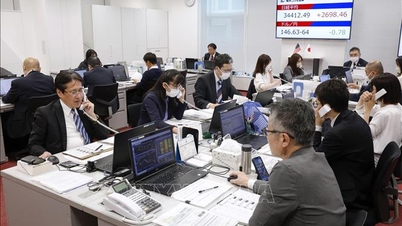 Aziatische aandelen volgden het recordhoogtepunt van de Nikkei 225-index.