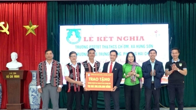 Die Trung Vuong Secondary School (Bezirk Hai Chau) hat eine Schulpartnerschaft mit der Ch'Om Ethnic Boarding Primary and Secondary School (Gemeinde Hung Son) geschlossen.