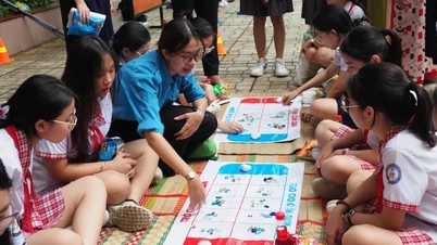 Ocak 2026'dan itibaren Ho Chi Minh Şehri, öğrencilerin teneffüslerde cep telefonu kullanımını kısıtlayacak.