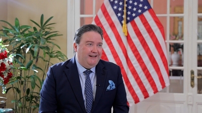 Ambasadorul Marc Knapper trece în revistă „momentele semnificative” din relațiile Vietnam-SUA din 2025.