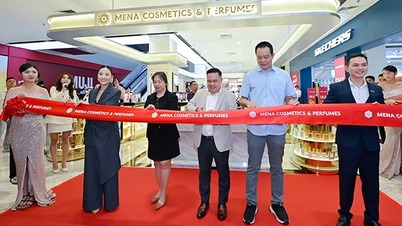 Menas Group opens two new retail outlets in Ho Chi Minh City.