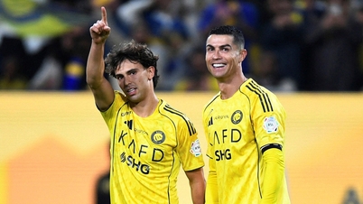 Pha ghi bàn may mắn giúp Ronaldo tiến sát cột mốc 1.000 bàn thắng