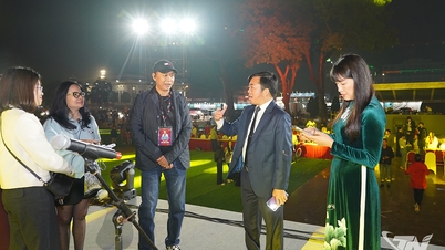 2026년 새해맞이 카운트다운 프로그램 리허설: 웅장하고 현대적인 축하 행사를 위한 준비 완료.