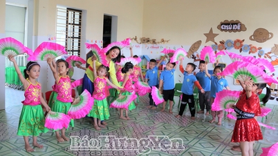 Memperkenalkan seni menyanyi Cheo ke sekolah-sekolah.