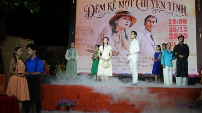 Spectacle musical à la Maison Ancienne Huynh Thuy Le : Revivez l'histoire d'amour de « L'Amant » au bord de la rivière Sa Giang.