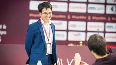 Quang Liem pokonał króla szachów Gukesha D, Khuong Duy zrobił wrażenie.