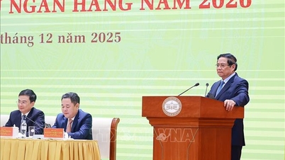 Prime Minister: The banking sector will implement 8 key tasks to contribute to the country's development.