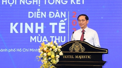 Mengambil langkah untuk mengangkat Forum Ekonomi Musim Luruh Bandar Raya Ho Chi Minh ke peringkat serantau dan antarabangsa.