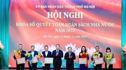 Hanoi befejezte a költségvetési bevételek beszedését, meghaladva a 700 000 milliárd VND-t.