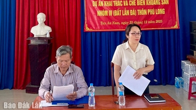 De gemeente Tuy An Nam organiseert een conferentie over maatschappelijke kritiek op projecten voor de winning van delfstoffen.