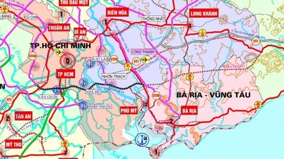 Gambaran umum dari 8 proyek jalan tol utama yang baru-baru ini diresmikan dan dibuka untuk lalu lintas teknis pada akhir tahun 2025.